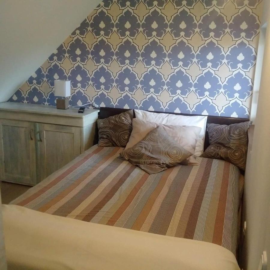 Bastya Apartman Eger Buitenkant foto